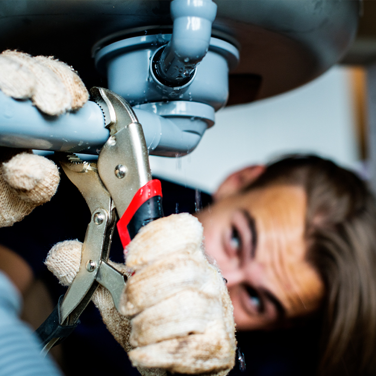 Lower-Maintenance-Repair-Cost-Image-by-ppmgj.com